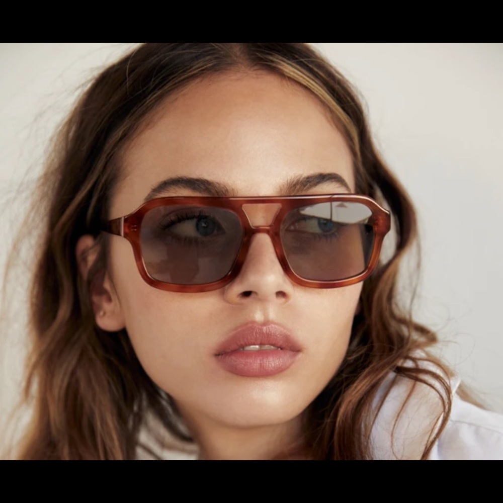 Vehla Dixie sunglasses - honey tort/graphite NWT